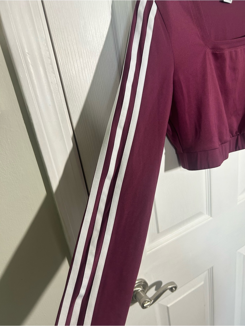 Adidas Originals Adicolor Classics long-sleeve crop burgundy square neck Medium - Picture 3 of 14